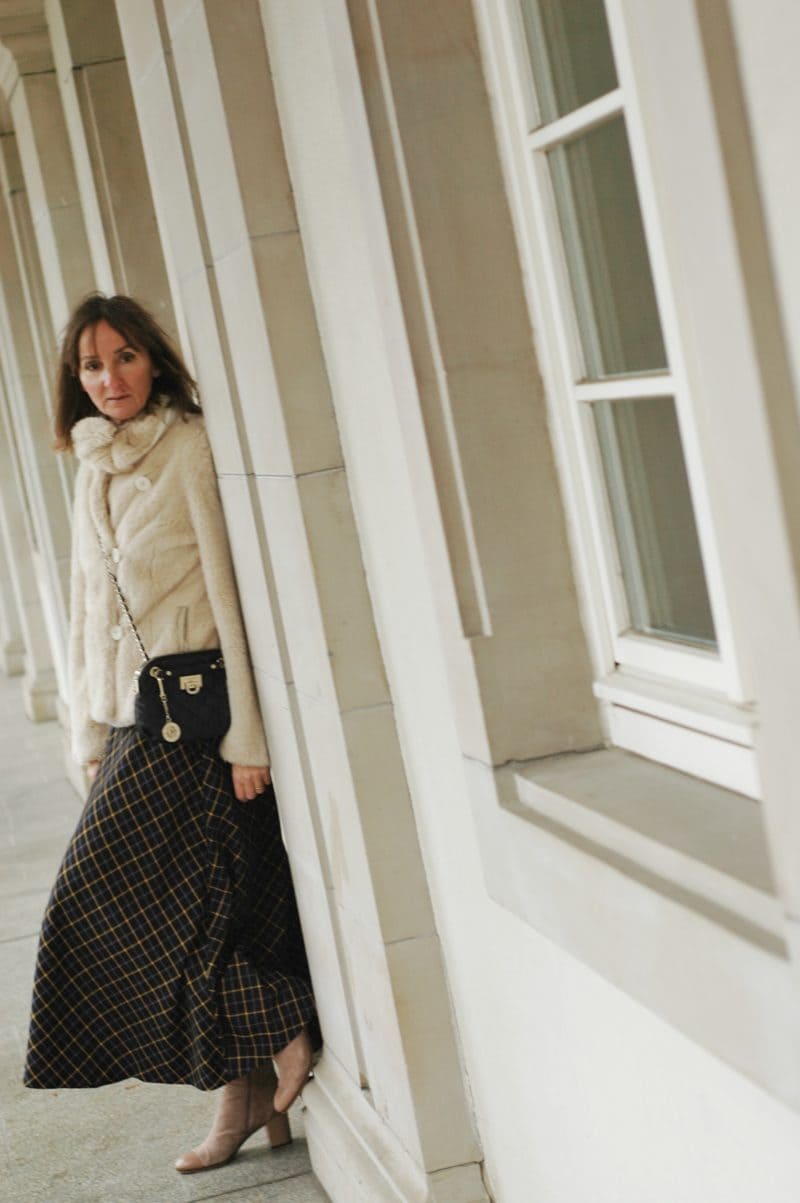 langer_rock_maxirock_fell-jacke_rüschen-bluse_prairie-skirt_mode-blog_frankfurt_oceanblue-style(1)