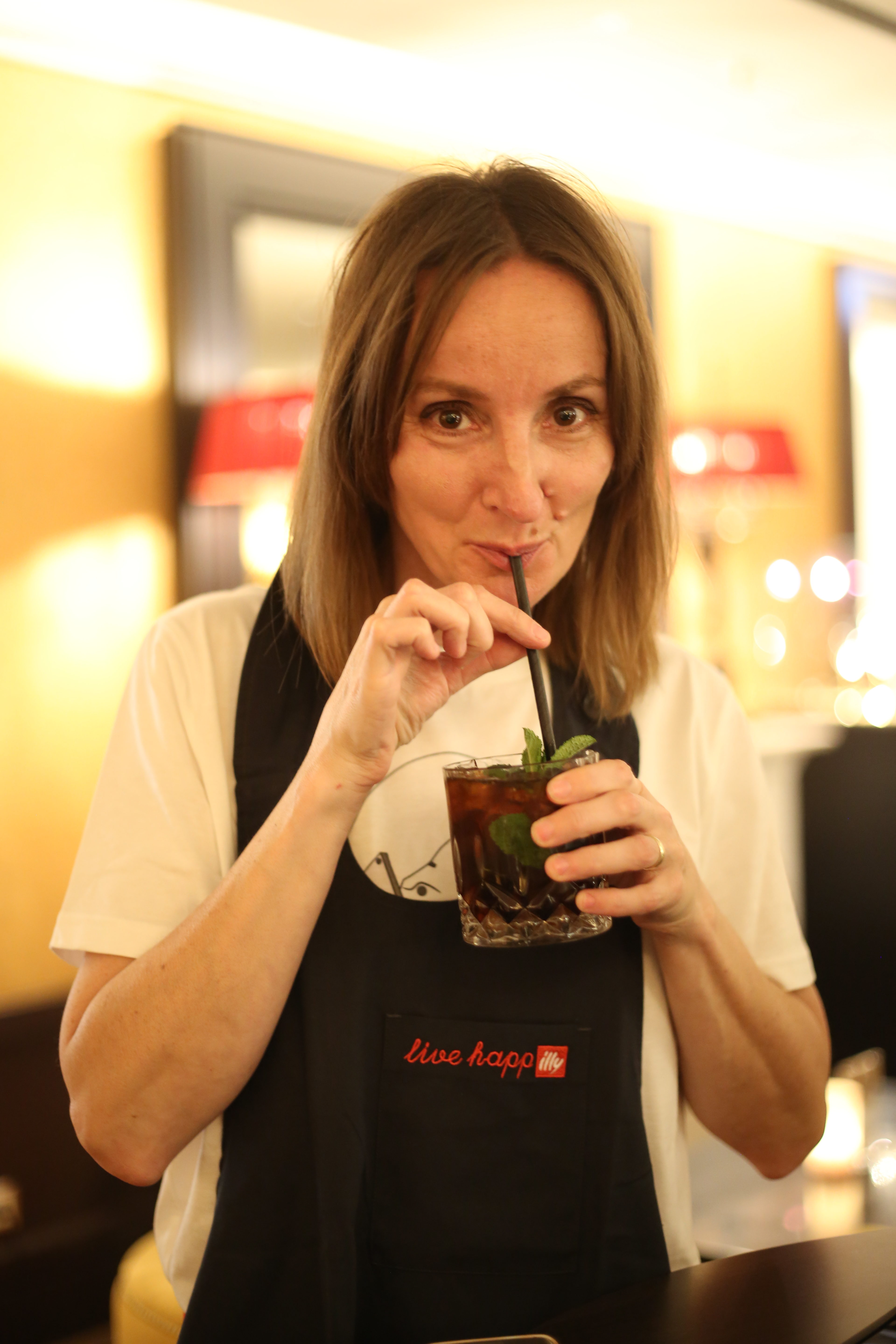 Kaffee-cocktails_illy_sofitel_bar_frankfurt_blog_oceanblue-style.jpg