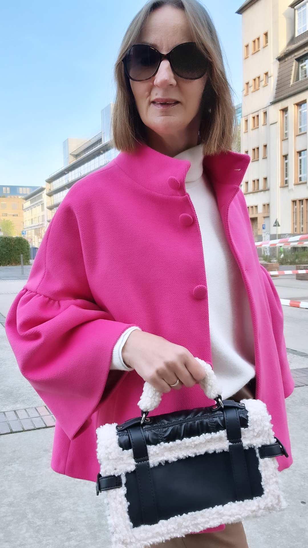 cropped-jacke-pink-chinohose-mode-blog-frankfurt-oceanblue-style.jpg